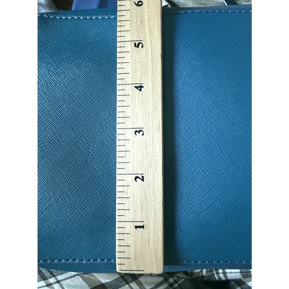 Michael Kors Medium Jet Set Travel Multifunction Top-Zip Multifunction Tote - Picture 11 of 14